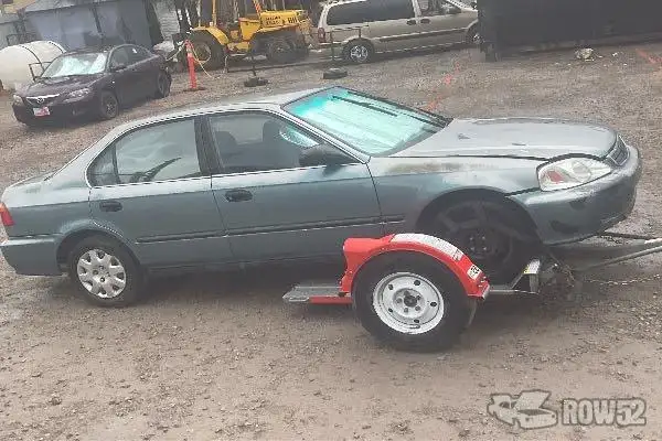 Photo of 1999 Honda Civic