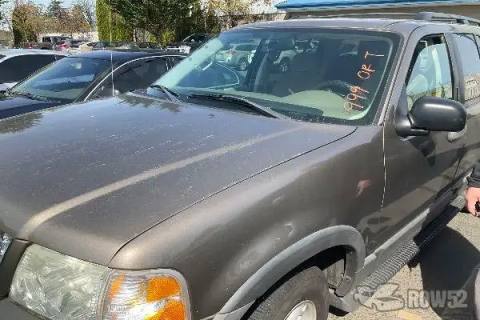 Photo of 2003 Ford Explorer