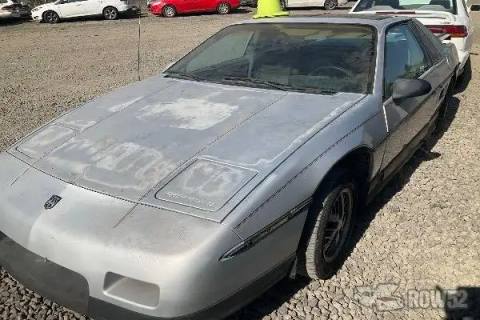 Photo of 1986 Pontiac Fiero