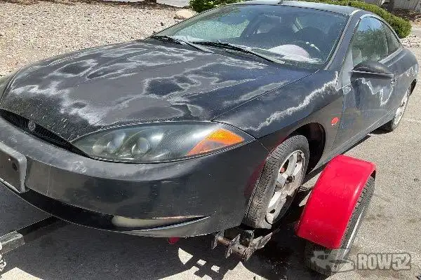 Photo of 1999 Mercury Cougar