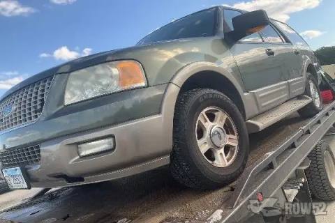 Photo of 2004 Ford Expedition