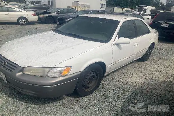 Photo of 1998 Toyota Camry