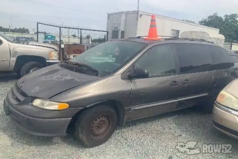 Photo of 1998 Dodge Caravan