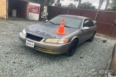 Photo of 2000 Toyota Camry