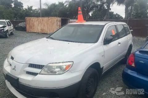 Photo of 2005 Mitsubishi Outlander