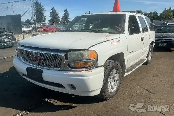Photo of 2003 GMC Yukon Denali
