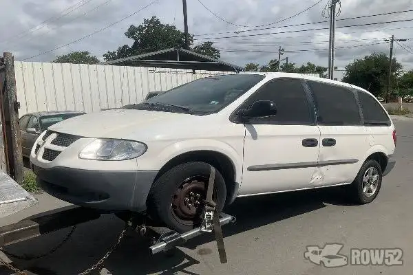Photo of 2003 Dodge Caravan