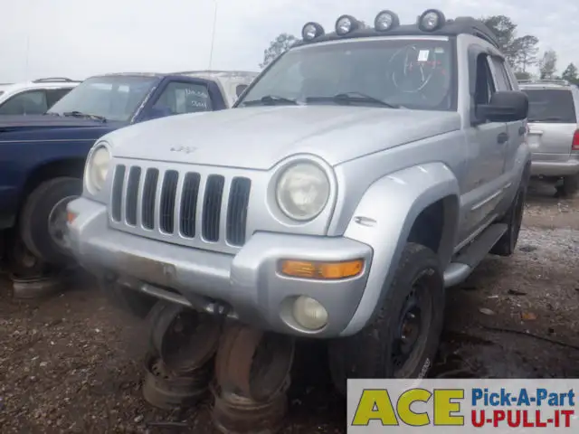 Photo of 2003 Jeep Liberty