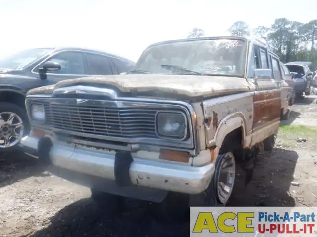 Photo of 1983 Jeep Wagoneer