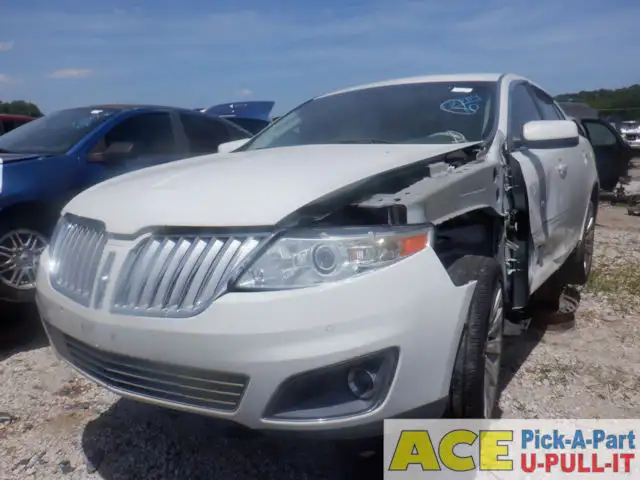 Photo of 2010 Lincoln Mks