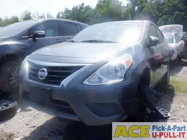 Photo of 2016 Nissan Versa
