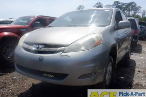 Photo of 2007 Toyota Sienna