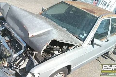 Photo of 1993 Mercedes-Benz 190E