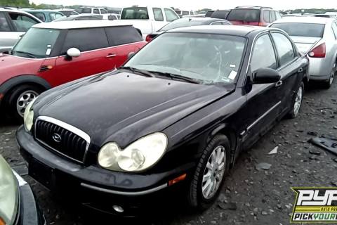 Photo of 2004 Hyundai Sonata