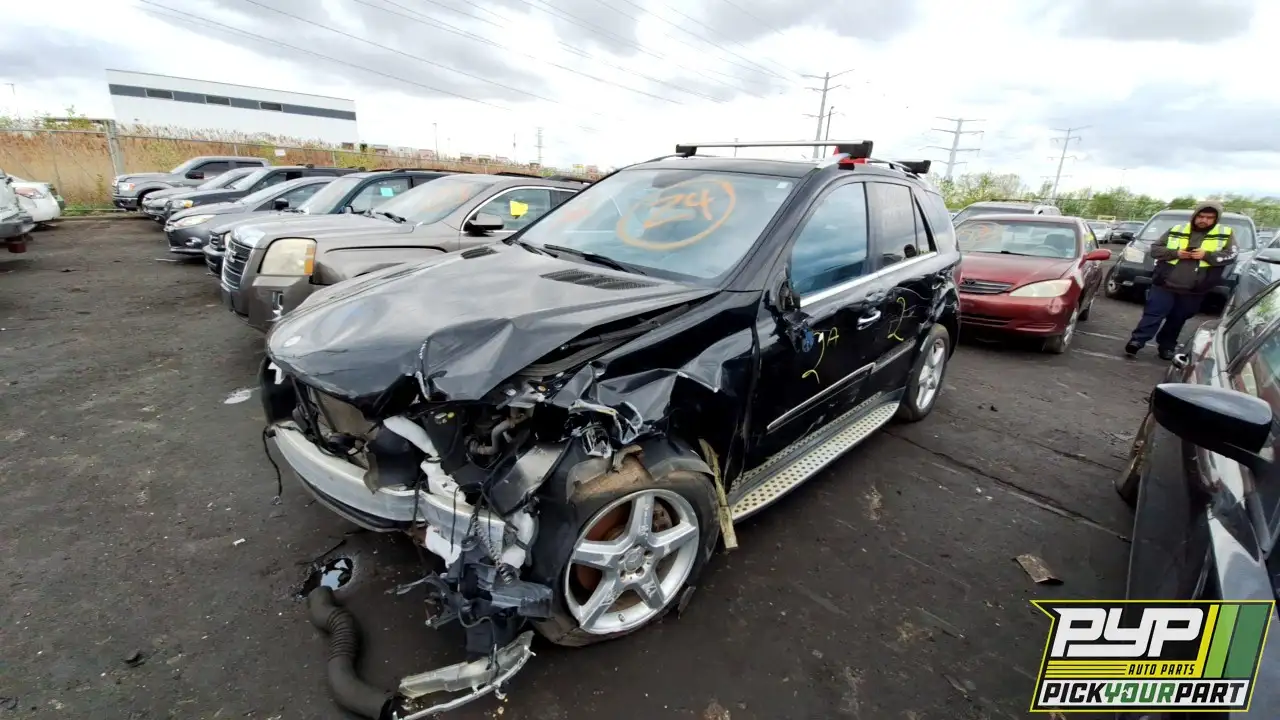 Photo of 2010 Mercedes-Benz Ml550