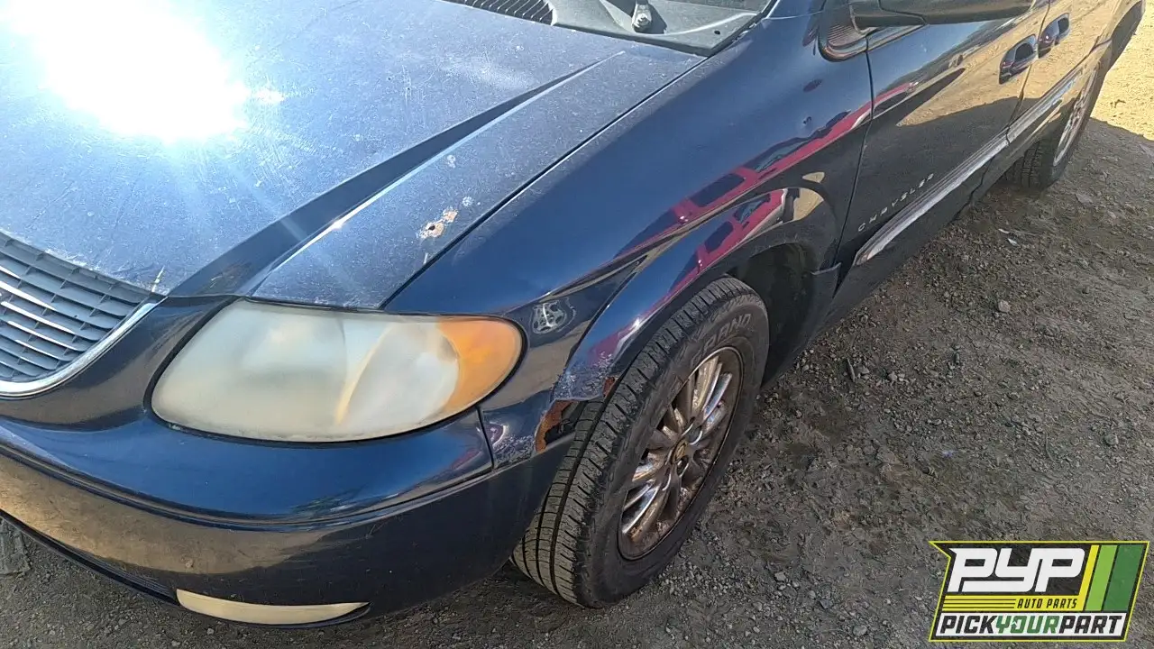 Photo of 2001 Chrysler Town & Country