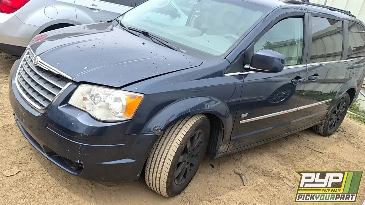 Photo of 2009 Chrysler Town & Country