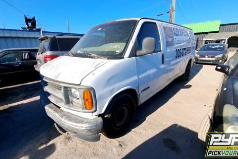 Photo of 2002 Chevrolet Express 2500