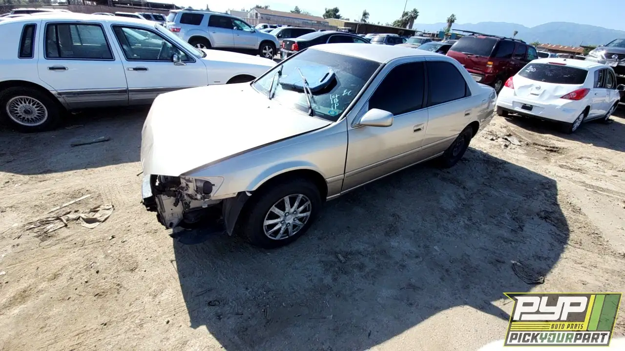 Photo of 2000 Toyota Camry