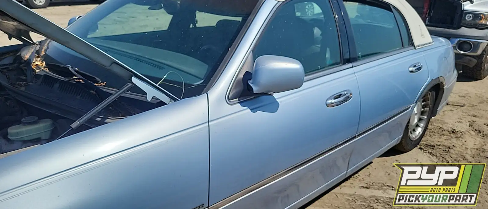 Photo of 1998 Lincoln Town Car