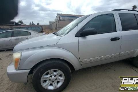 Photo of 2005 Dodge Durango