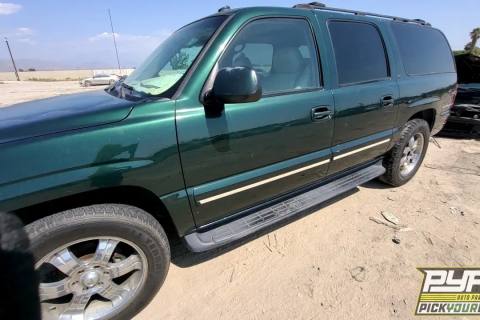 Photo of 2002 Chevrolet Suburban 1500