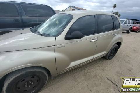 Photo of 2005 Chrysler Pt Cruiser