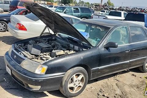 Photo of 1998 Toyota Avalon