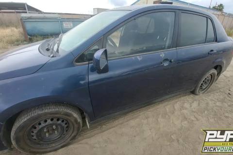 Photo of 2010 Nissan Versa