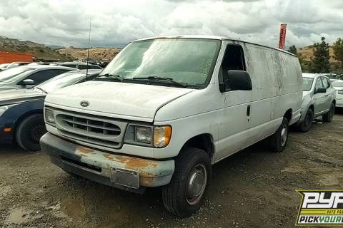 Photo of 2002 Ford E-250 Econoline