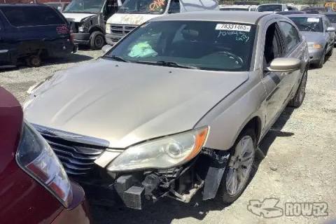 Photo of 2013 Chrysler 200