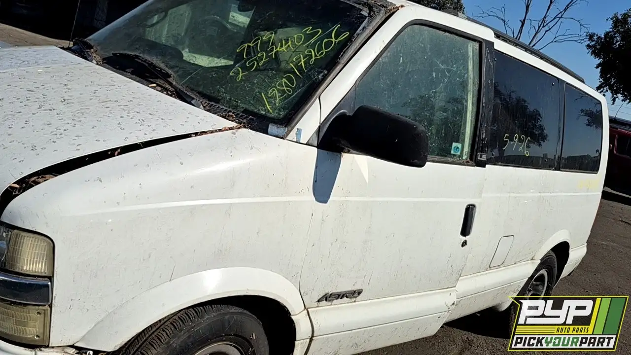 Photo of 2001 Chevrolet Astro