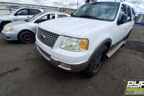 Photo of 2004 Ford Expedition
