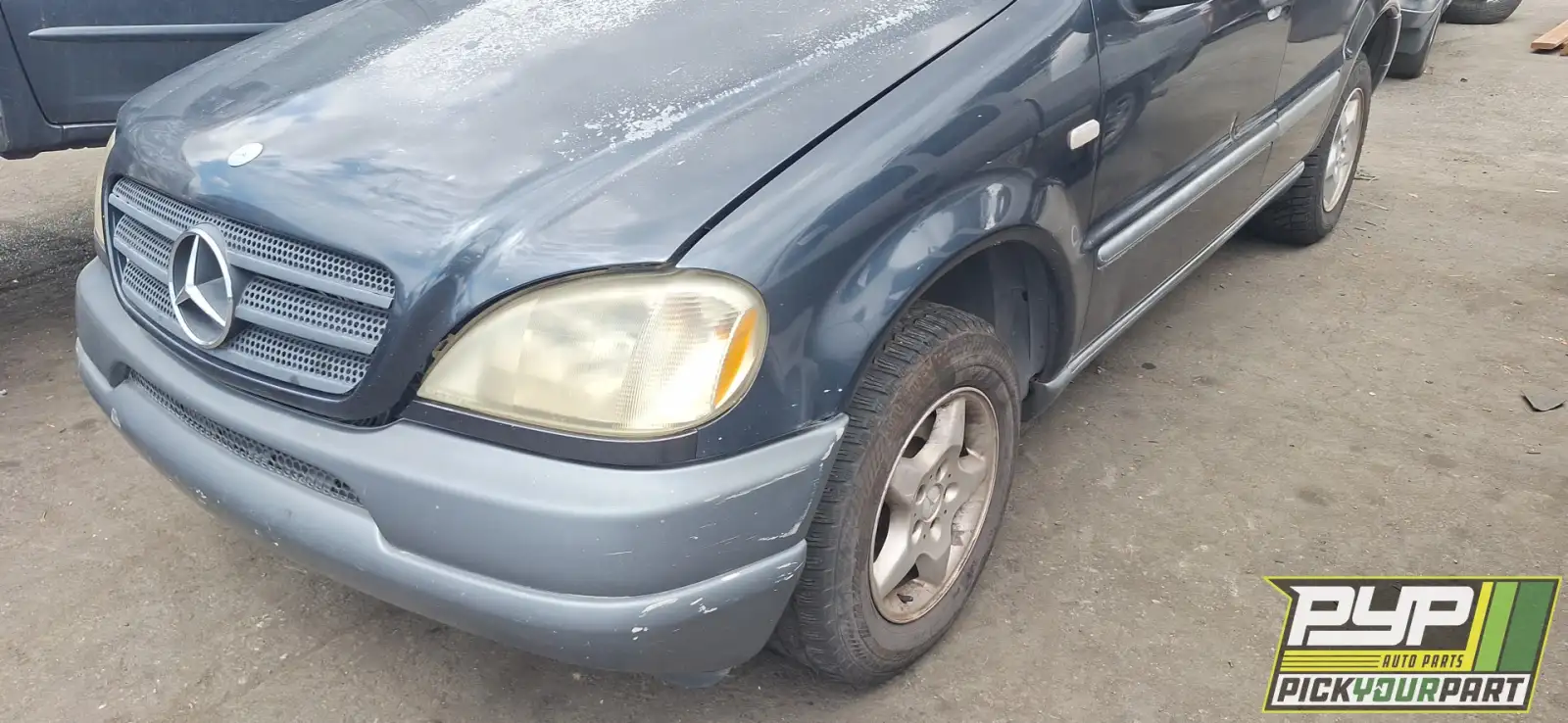 Photo of 1999 Mercedes-Benz Ml320