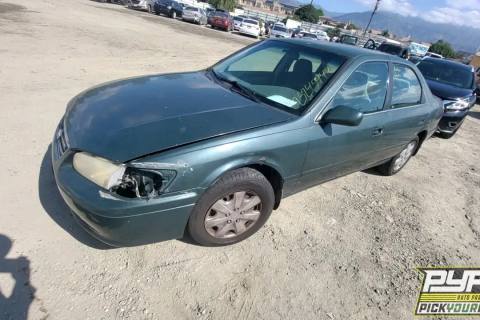 Photo of 2001 Toyota Camry