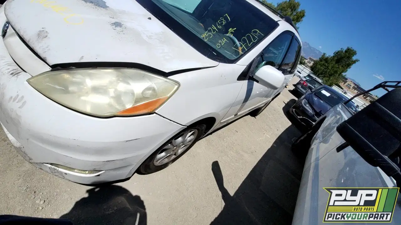 Photo of 2006 Toyota Sienna