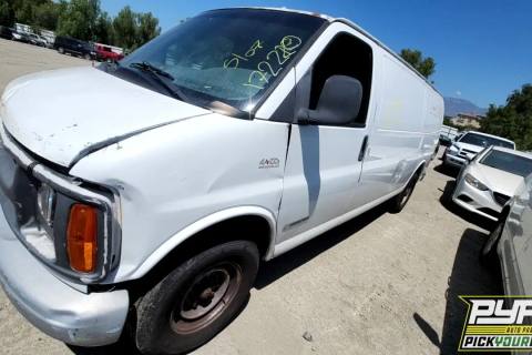 Photo of 2002 Chevrolet Express 3500