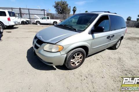 Photo of 2003 Dodge Caravan