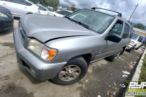Photo of 2001 Nissan Pathfinder