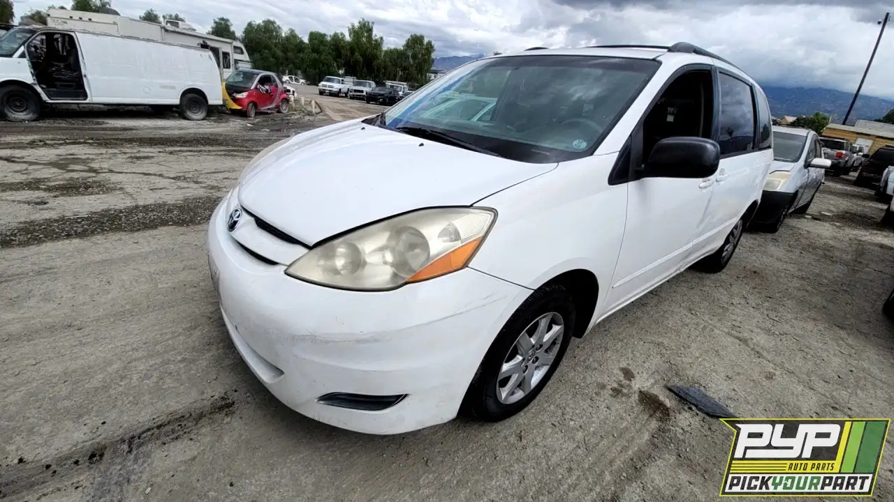 Photo of 2006 Toyota Sienna