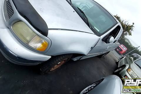 Photo of 2003 Ford F-150