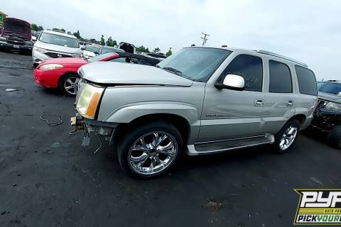 Photo of 2004 Cadillac Escalade