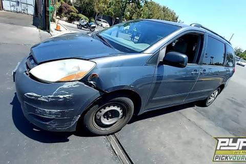Photo of 2008 Toyota Sienna