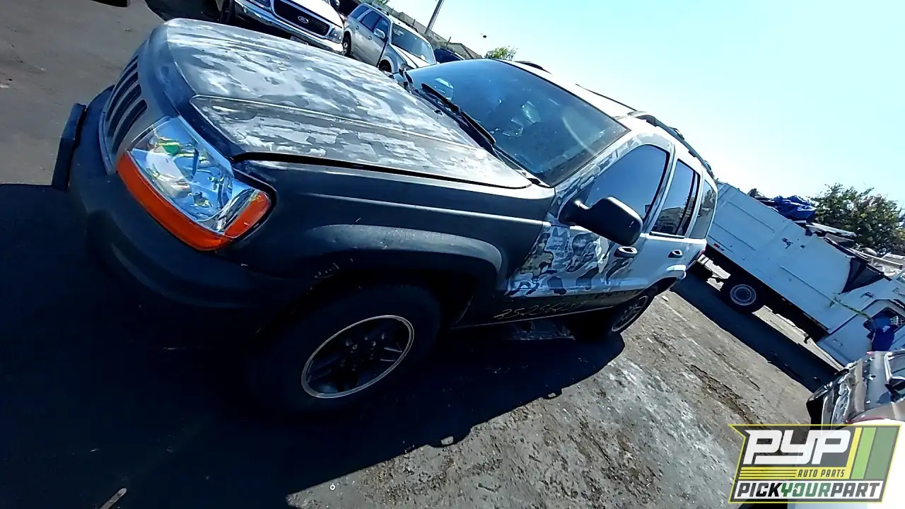 Photo of 2004 Jeep Grand Cherokee