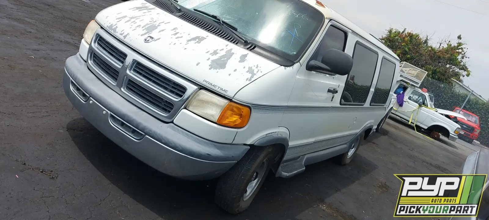 Photo of 1999 Dodge Ram 1500 Van