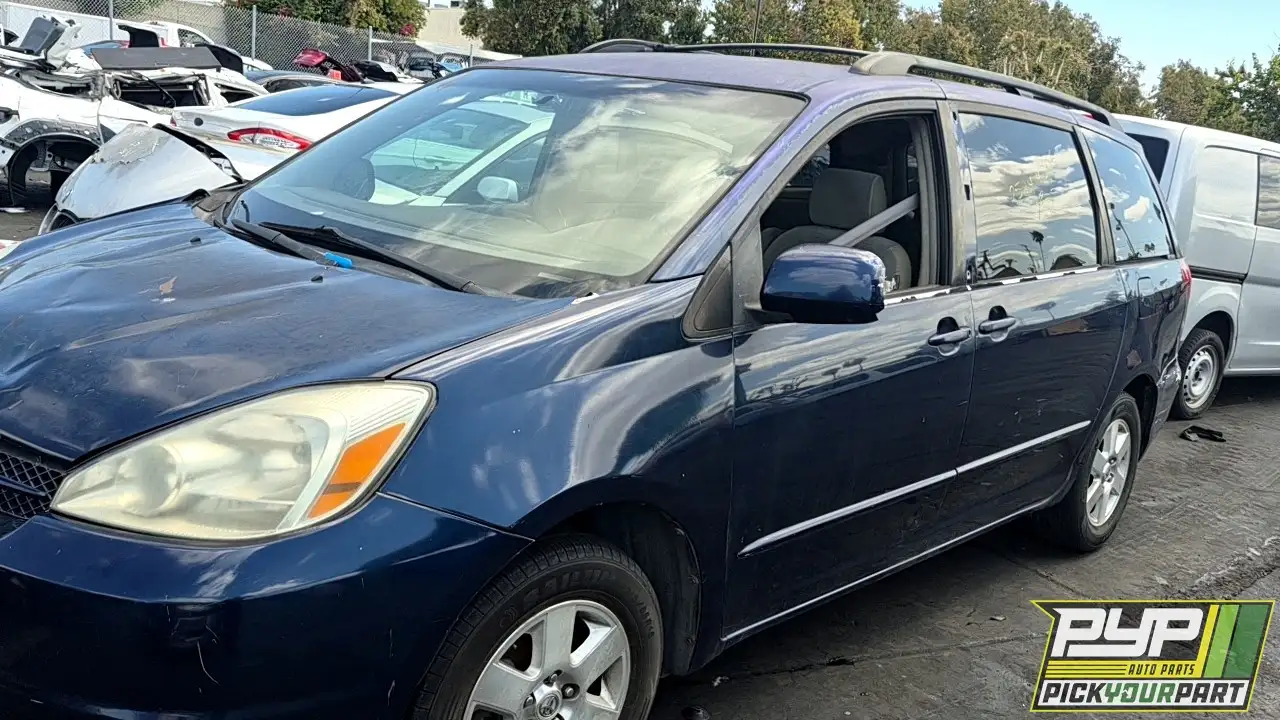 Photo of 2005 Toyota Sienna