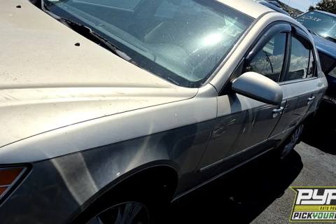 Photo of 2010 Hyundai Sonata