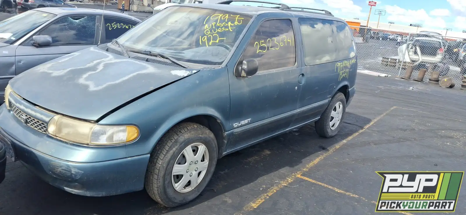 Photo of 1997 Nissan Quest