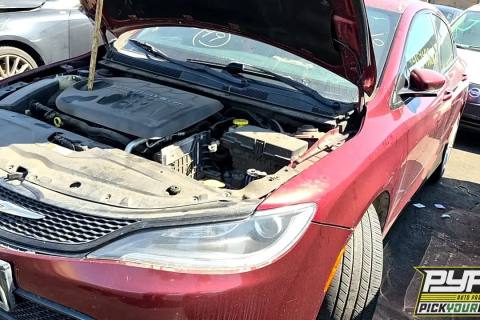 Photo of 2015 Chrysler 200