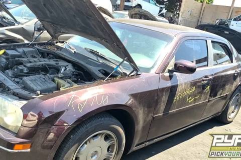 Photo of 2005 Chrysler 300